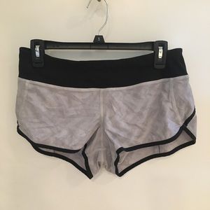 Lululemon size 6 speed shorts (2 way stretch)